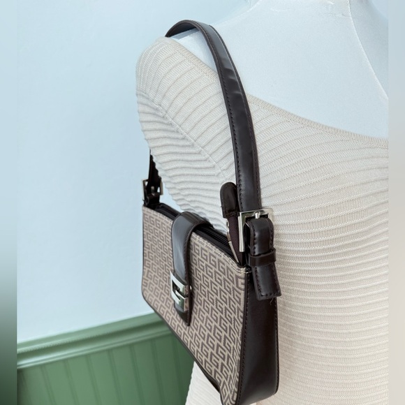 Vintage Guess Shoulder Bag Y2K style in Dark brown patent leather & Canvas VGUC - Picture 6 of 8